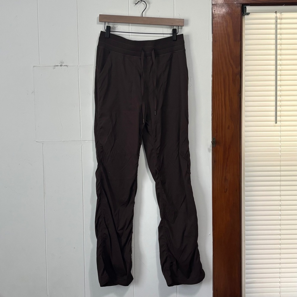 CRZ YOGA Hot Fudge Brown Ruched Side Casual Athletic Pants Womens Medium NWT